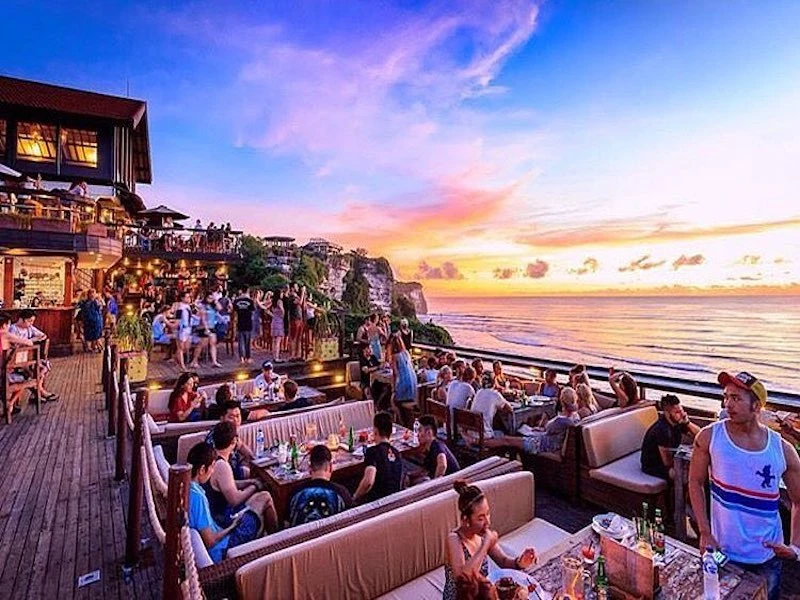 Mejores beach clubs en Bali